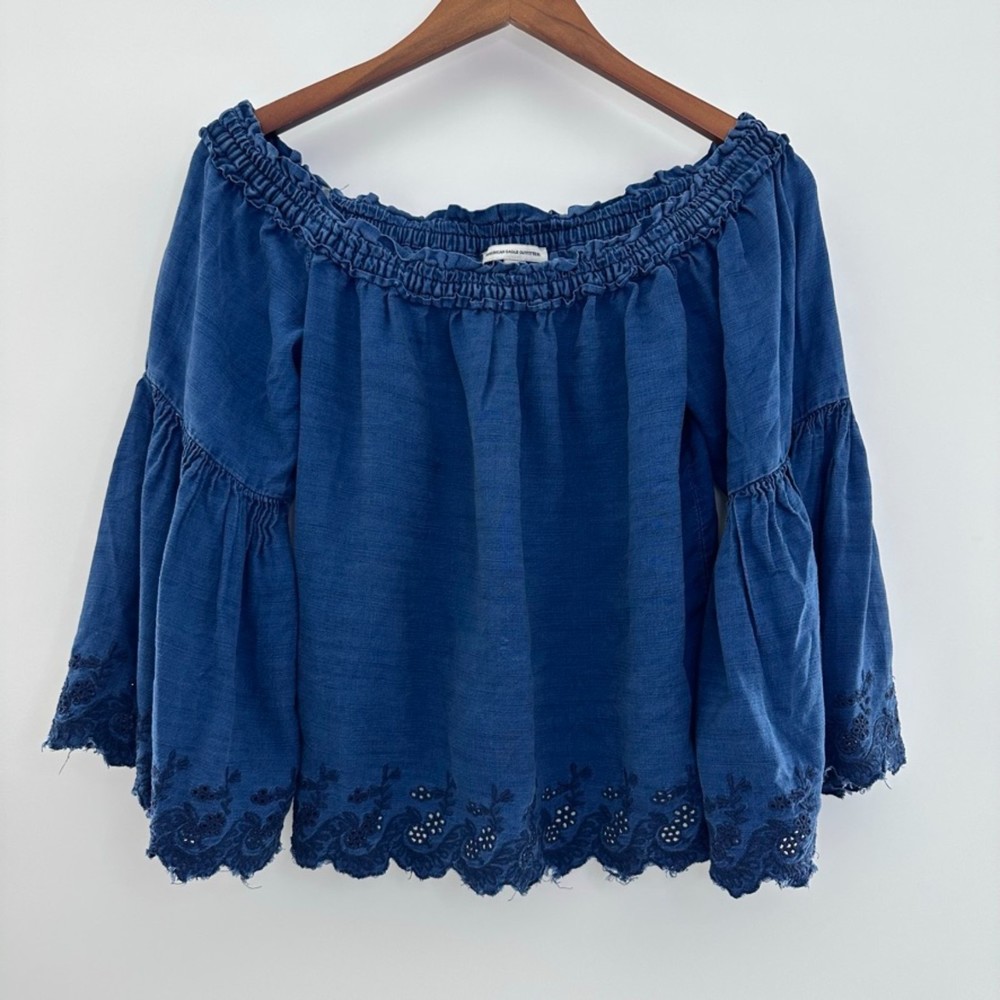 American Eagle Outfitters Denim Chambray Lace Crop Top Belle Sleeve Size Medium